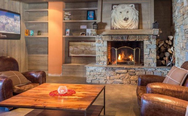 Hotel Le Vancouver, La Plagne, Fire Place